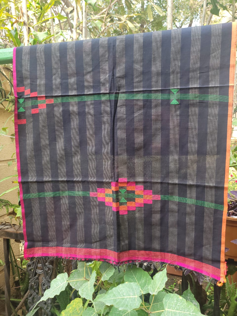 Pure Cotton Handloom Jamdani Stole in Black Color